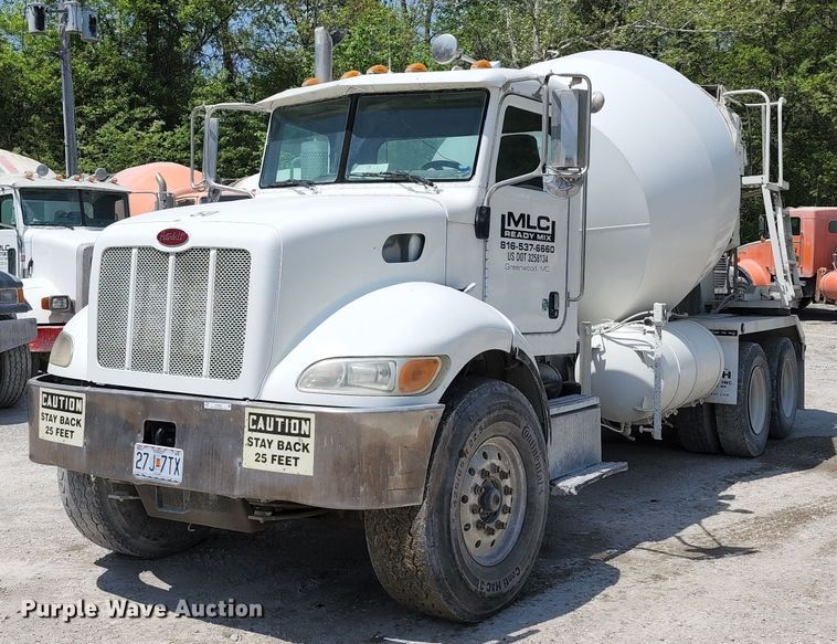 image for item KF9042 2006 Peterbilt 335  ready mix truck