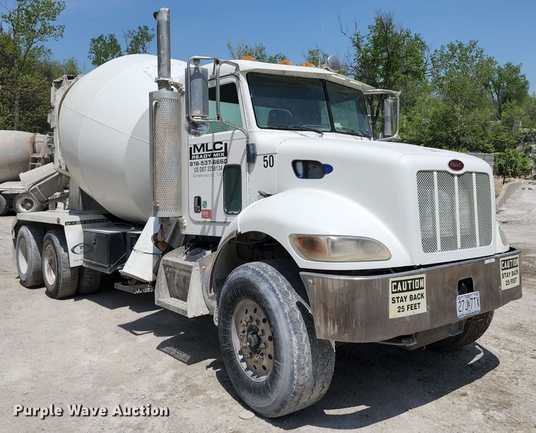 image for item KF9042 2006 Peterbilt 335  ready mix truck