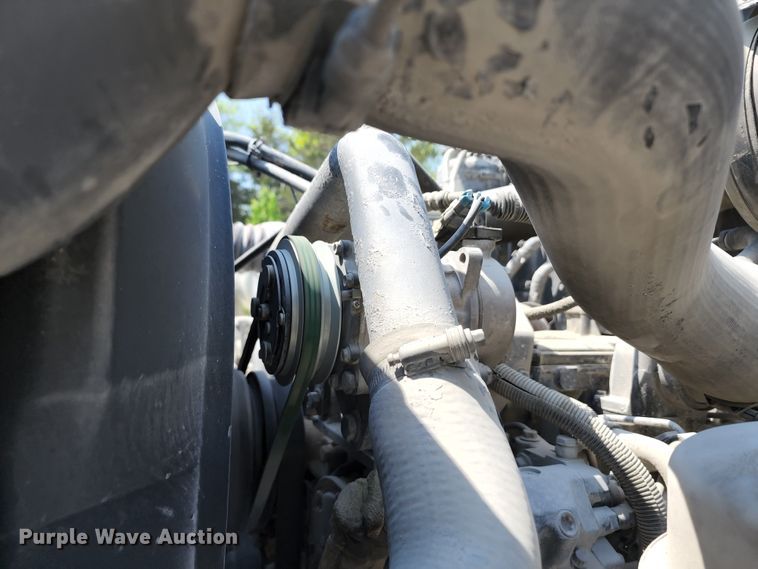 image for item KF9042 2006 Peterbilt 335  ready mix truck