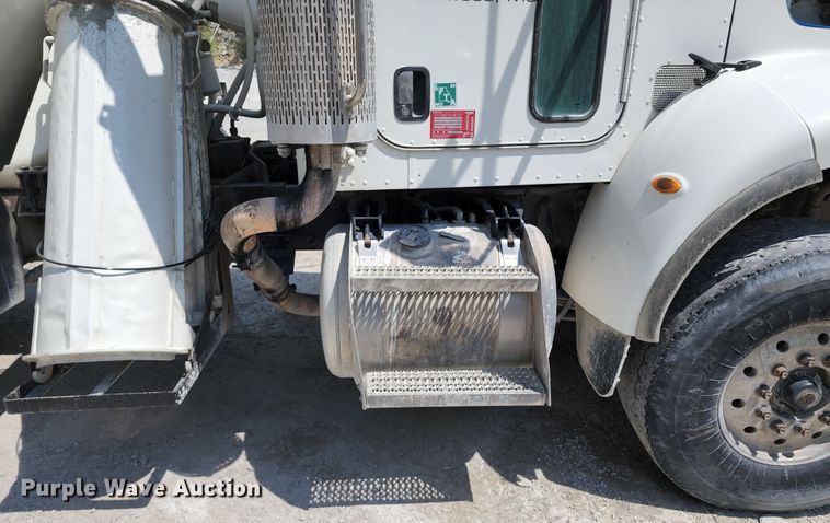 image for item KF9042 2006 Peterbilt 335  ready mix truck