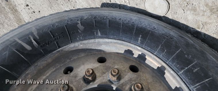 image for item KF9042 2006 Peterbilt 335  ready mix truck