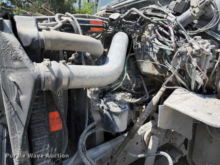 image for item KF9043 1991 Ford L9000  dump truck