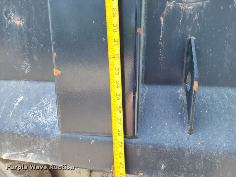 image for item KF9043 1991 Ford L9000  dump truck