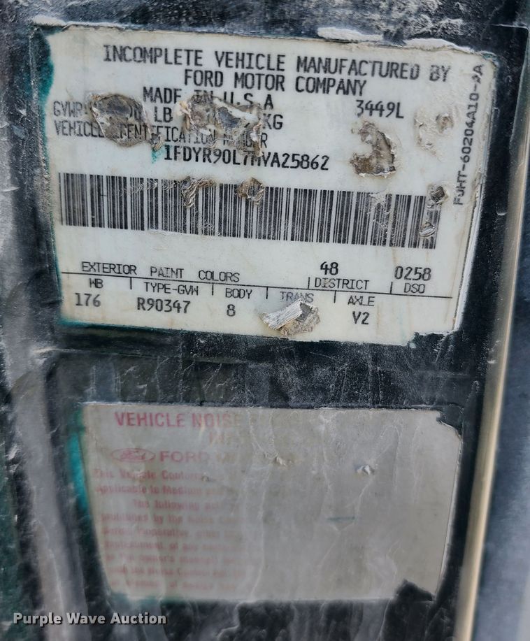 image for item KF9043 1991 Ford L9000  dump truck