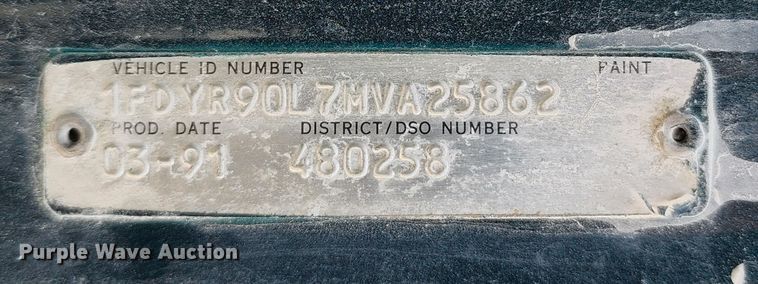 image for item KF9043 1991 Ford L9000  dump truck