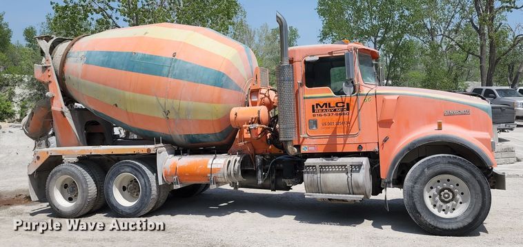 image for item KF9044 2002 Kenworth W900  ready mix truck