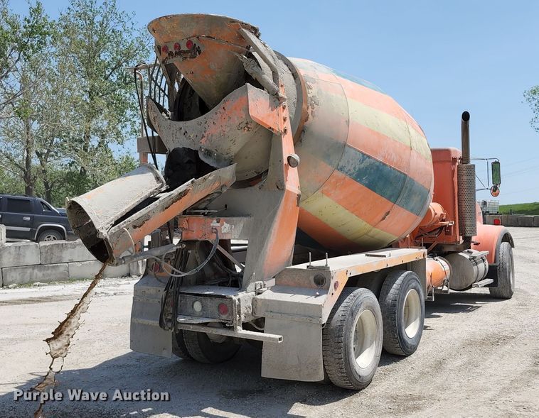 image for item KF9044 2002 Kenworth W900  ready mix truck