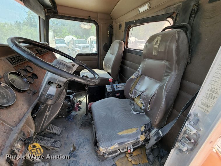 image for item KF9044 2002 Kenworth W900  ready mix truck