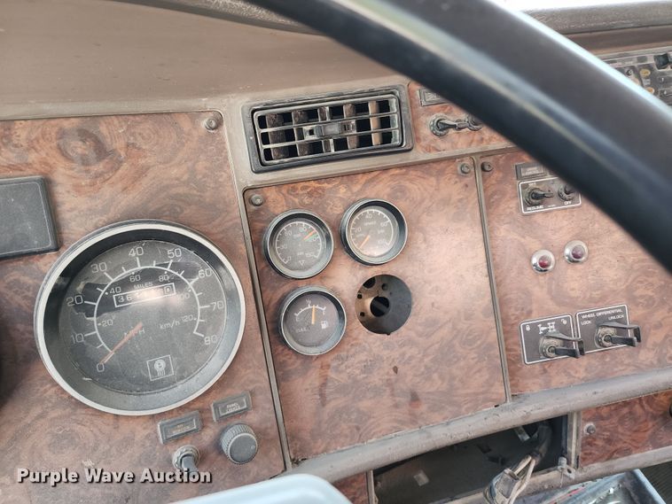 image for item KF9044 2002 Kenworth W900  ready mix truck