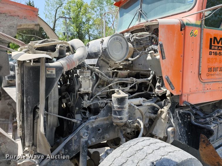 image for item KF9044 2002 Kenworth W900  ready mix truck