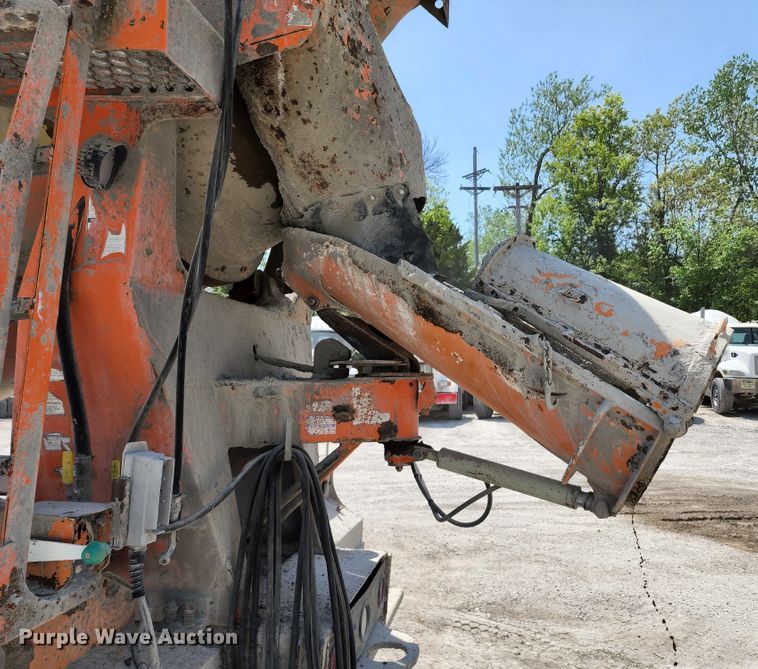 image for item KF9044 2002 Kenworth W900  ready mix truck