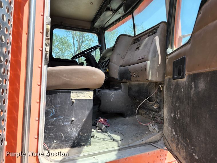 image for item KF9044 2002 Kenworth W900  ready mix truck