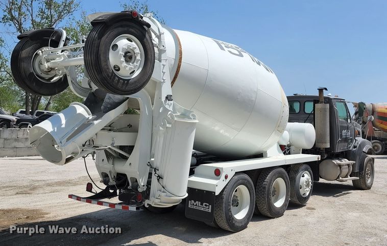 image for item KF9045 2005 Sterling L-Line  ready mix truck