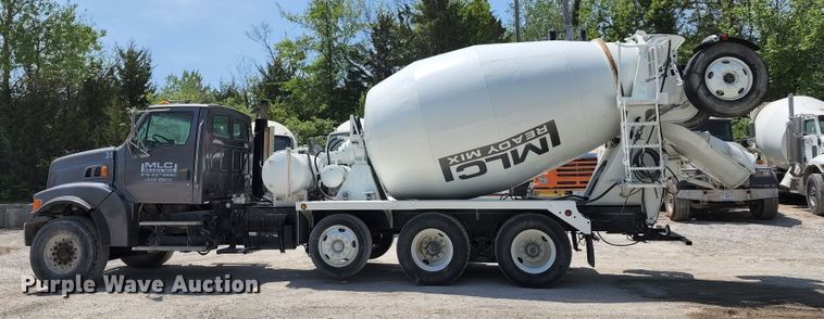 image for item KF9045 2005 Sterling L-Line  ready mix truck