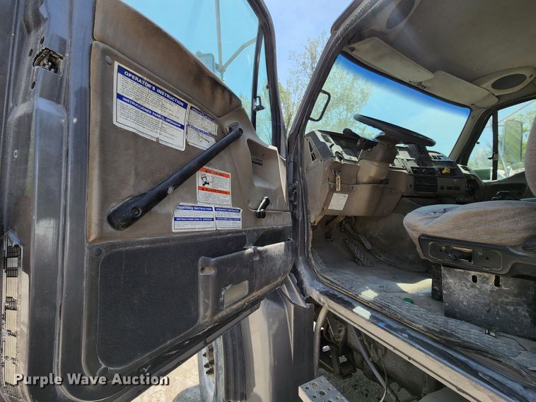 image for item KF9045 2005 Sterling L-Line  ready mix truck