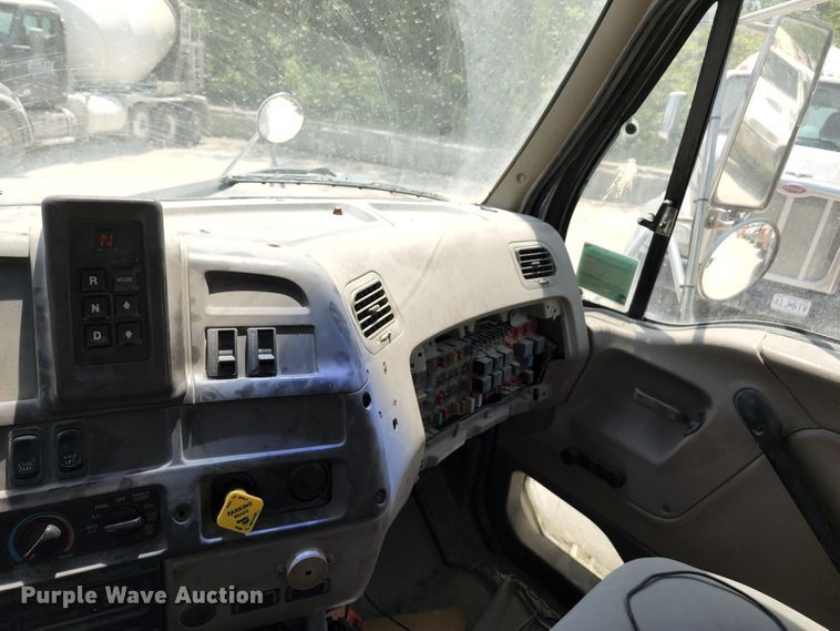 image for item KF9045 2005 Sterling L-Line  ready mix truck