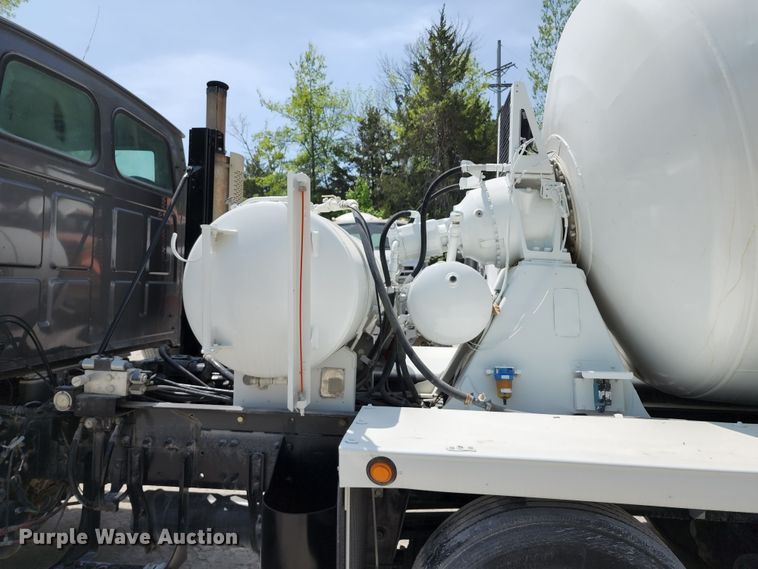 image for item KF9045 2005 Sterling L-Line  ready mix truck