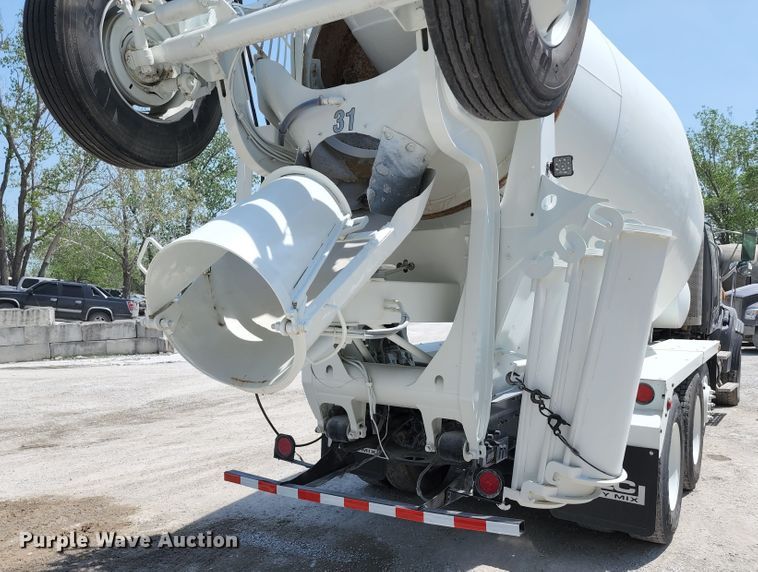 image for item KF9045 2005 Sterling L-Line  ready mix truck