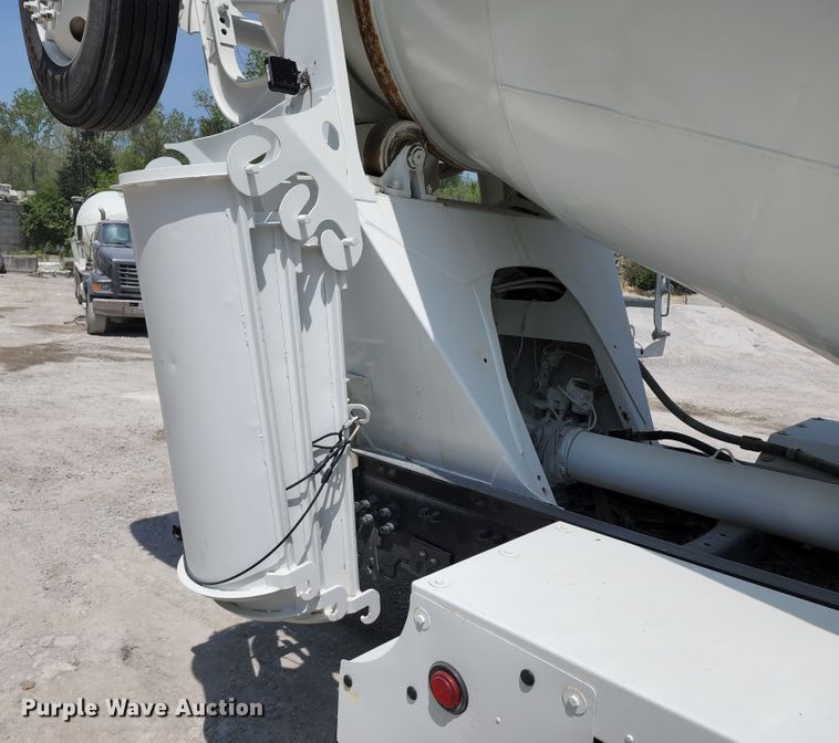 image for item KF9045 2005 Sterling L-Line  ready mix truck