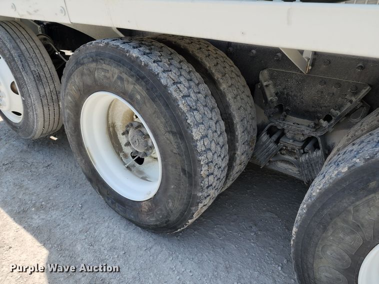 image for item KF9045 2005 Sterling L-Line  ready mix truck