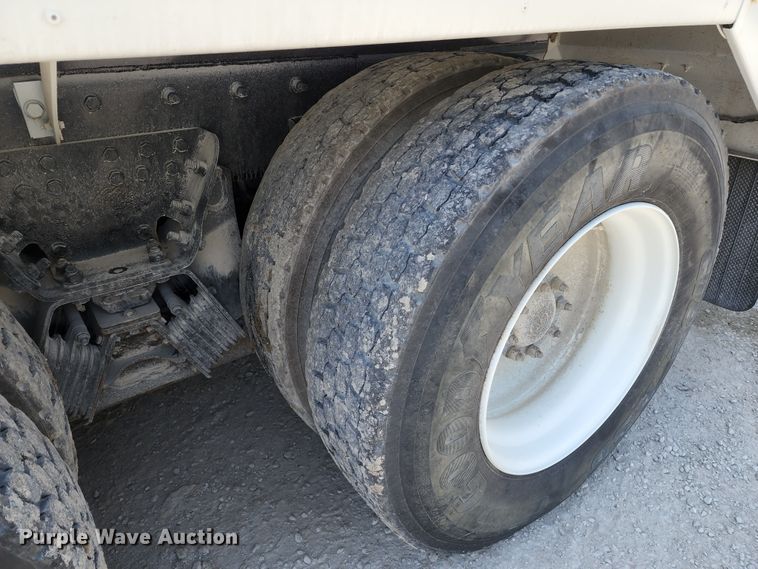 image for item KF9045 2005 Sterling L-Line  ready mix truck