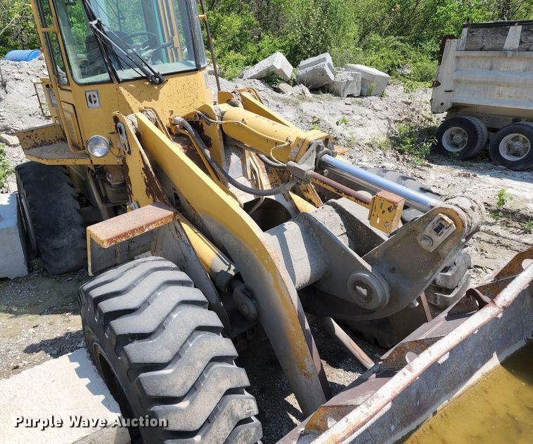 image for item KF9046 1987 Caterpillar 936  wheel loader
