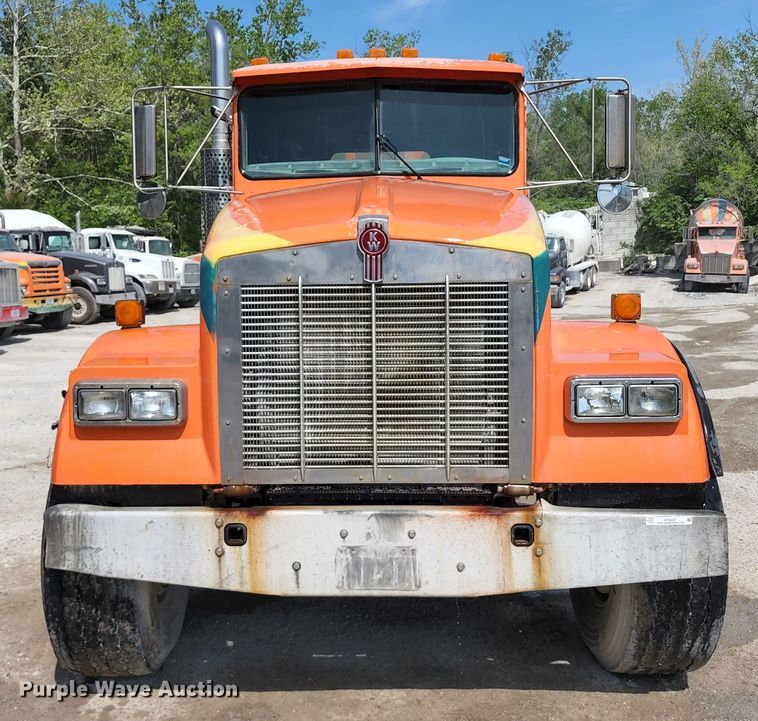 image for item KF9047 2002 Kenworth W900  ready mix truck