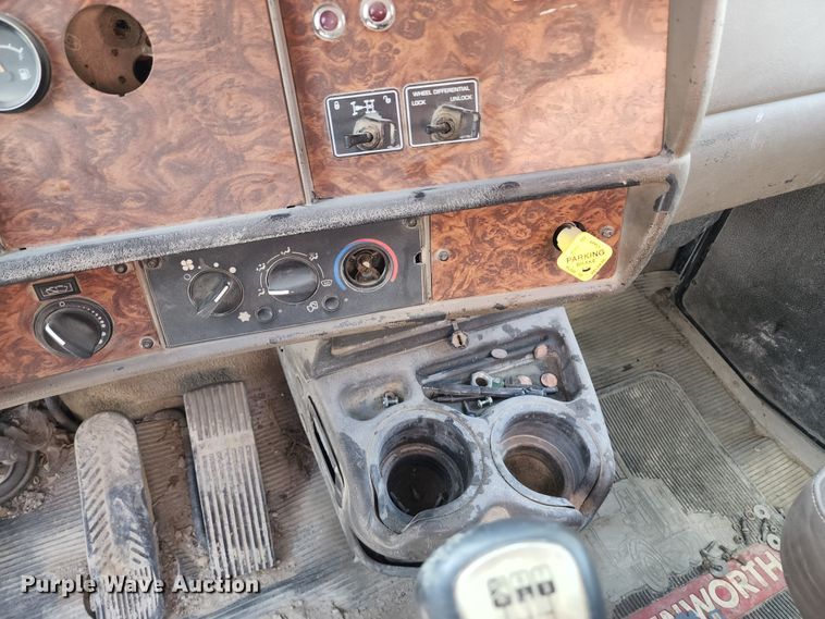 image for item KF9047 2002 Kenworth W900  ready mix truck