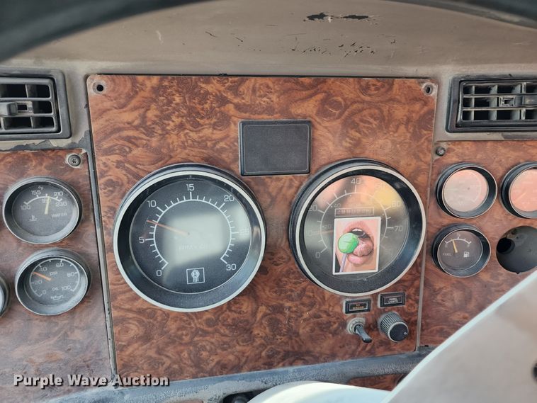 image for item KF9047 2002 Kenworth W900  ready mix truck