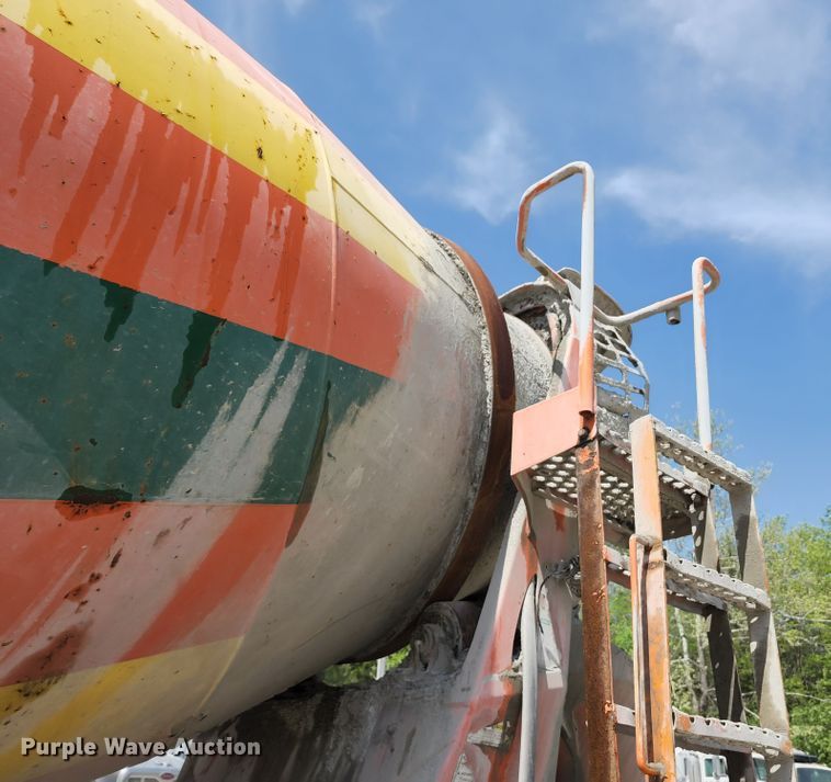 image for item KF9047 2002 Kenworth W900  ready mix truck