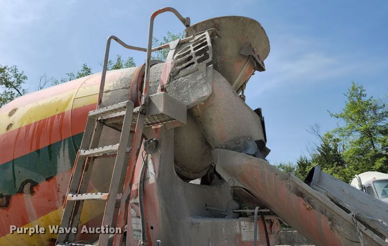 image for item KF9047 2002 Kenworth W900  ready mix truck