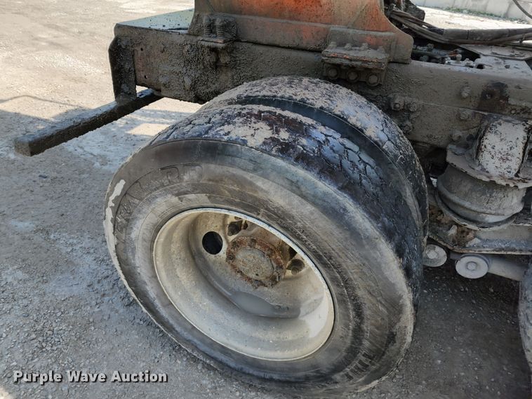 image for item KF9047 2002 Kenworth W900  ready mix truck