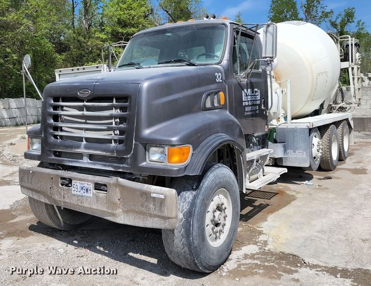 image for item KF9048 2004 Sterling L-Line  ready mix truck
