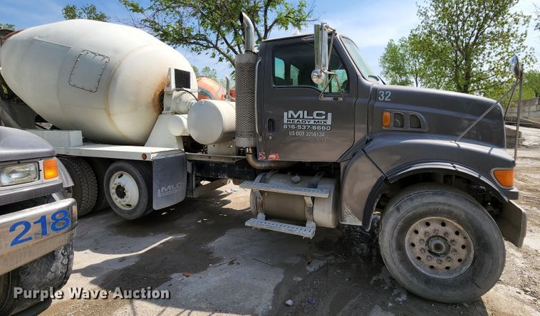 image for item KF9048 2004 Sterling L-Line  ready mix truck