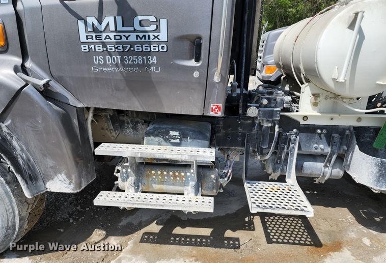 image for item KF9048 2004 Sterling L-Line  ready mix truck