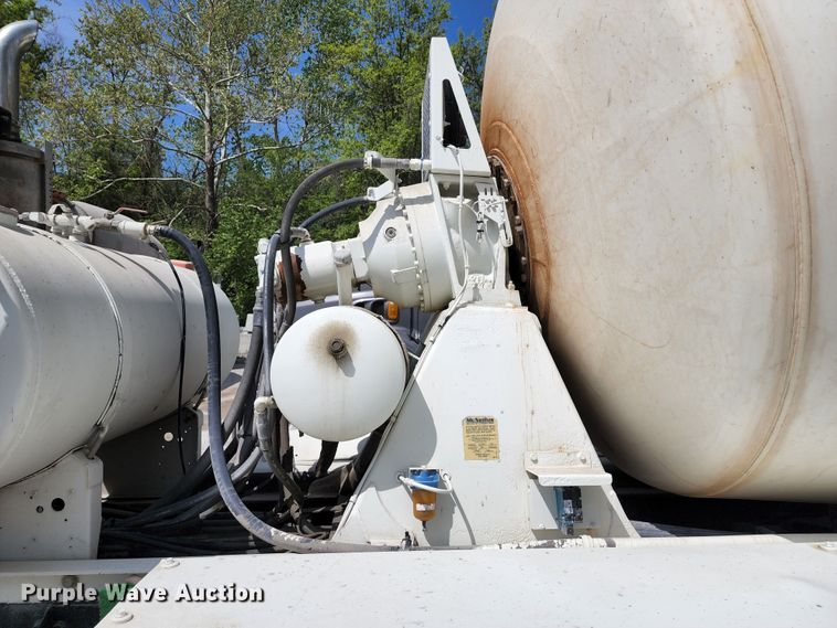 image for item KF9048 2004 Sterling L-Line  ready mix truck