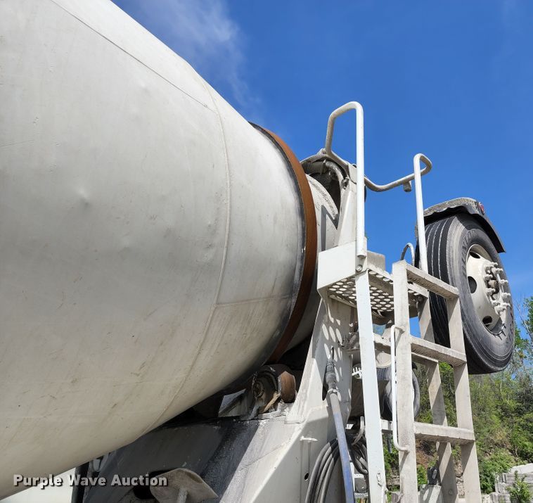 image for item KF9048 2004 Sterling L-Line  ready mix truck