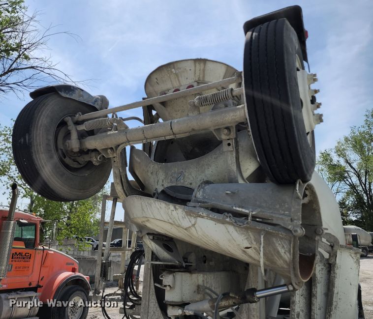 image for item KF9048 2004 Sterling L-Line  ready mix truck