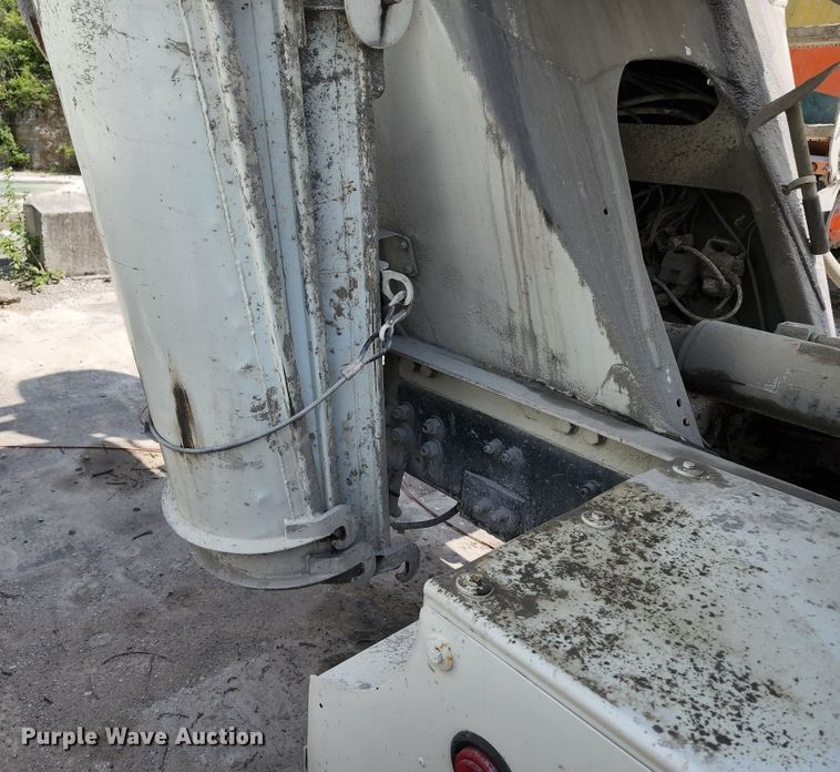 image for item KF9048 2004 Sterling L-Line  ready mix truck