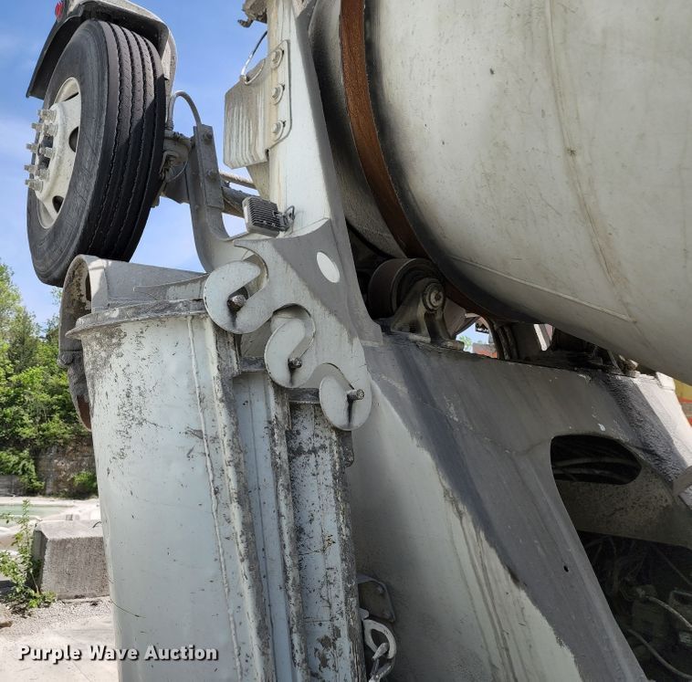 image for item KF9048 2004 Sterling L-Line  ready mix truck