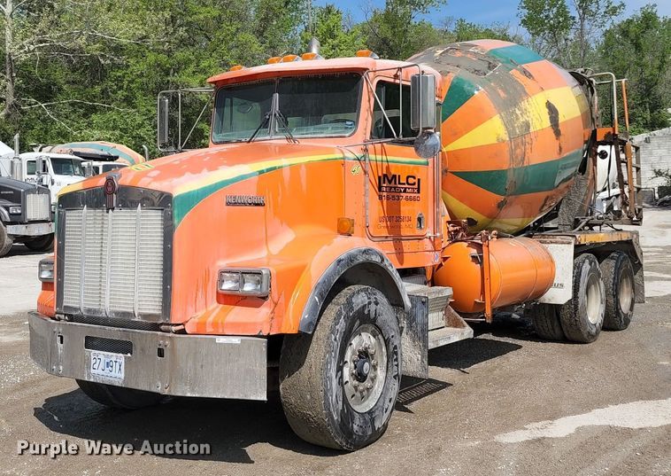 image for item KF9049 2003 Kenworth T800  ready mix truck