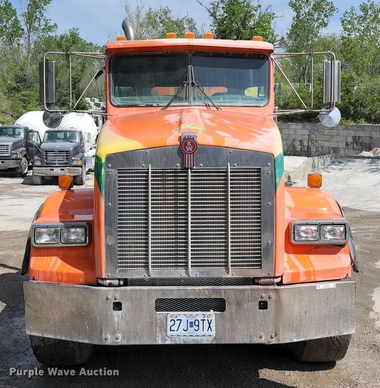 image for item KF9049 2003 Kenworth T800  ready mix truck