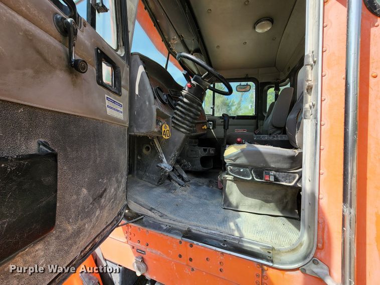 image for item KF9049 2003 Kenworth T800  ready mix truck