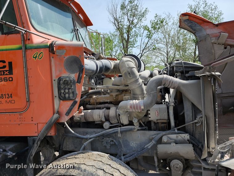 image for item KF9049 2003 Kenworth T800  ready mix truck