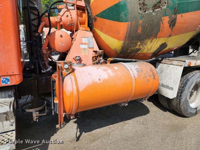 image for item KF9049 2003 Kenworth T800  ready mix truck