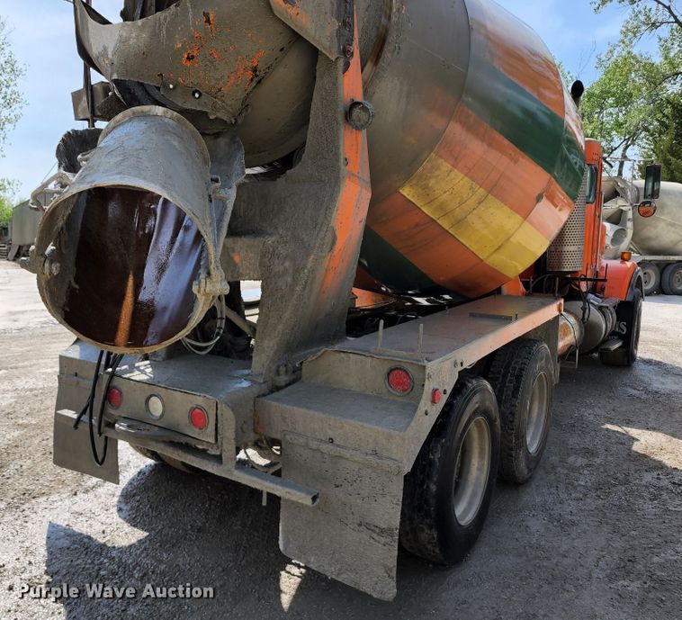 image for item KF9049 2003 Kenworth T800  ready mix truck