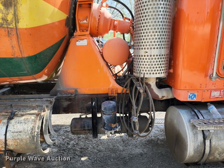 image for item KF9049 2003 Kenworth T800  ready mix truck