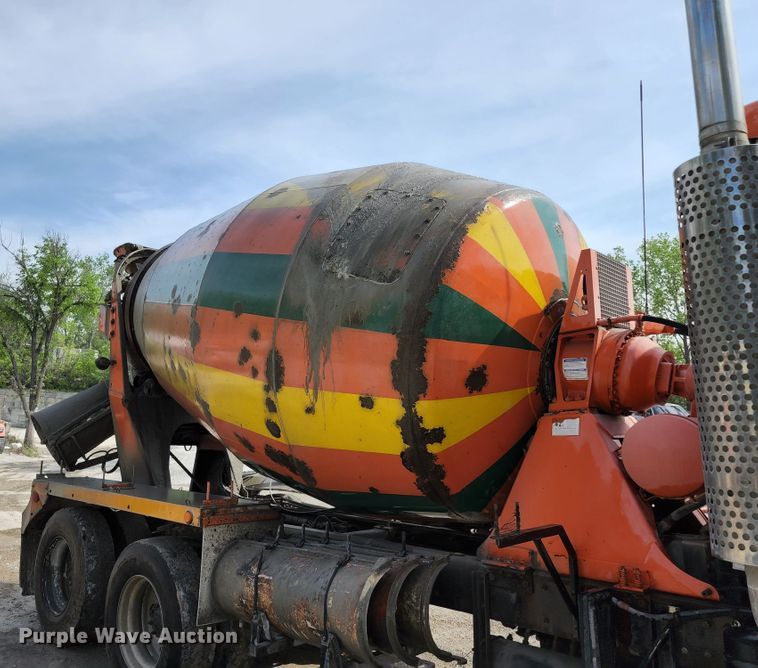 image for item KF9050 2002 Kenworth W900  ready mix truck