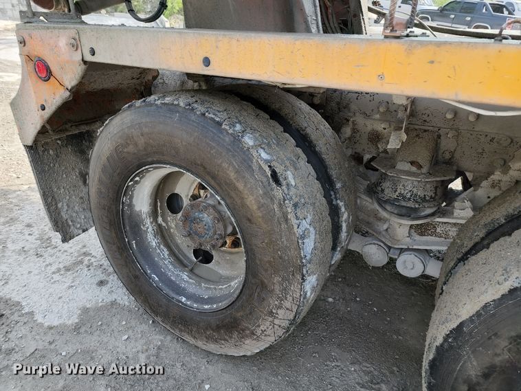 image for item KF9050 2002 Kenworth W900  ready mix truck