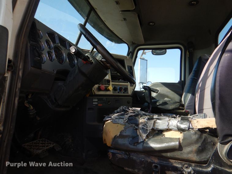 image for item KP9074 2008 Mack CHU613  water truck